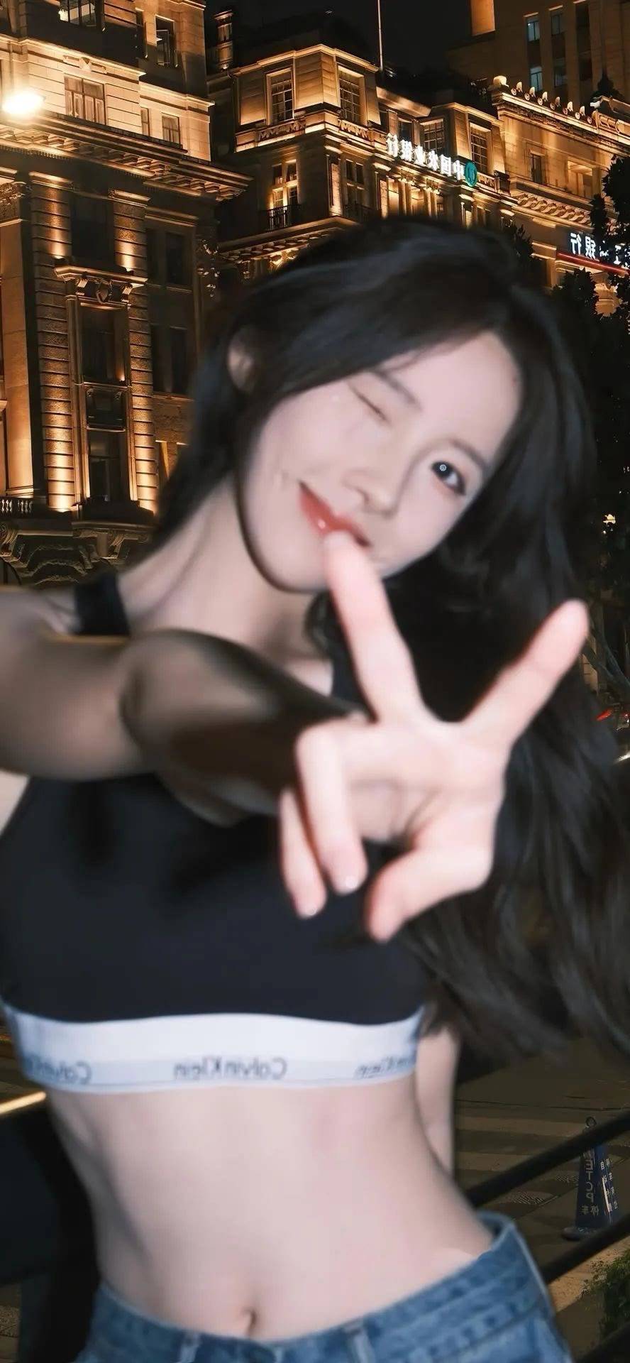 美女